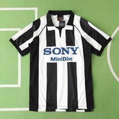 9798 season Juventus F.C. home retro Fan version