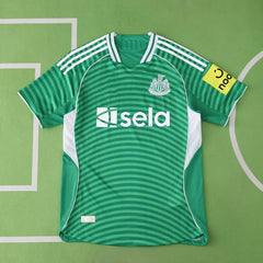 2526 season Newcastle United F.C. away Player version