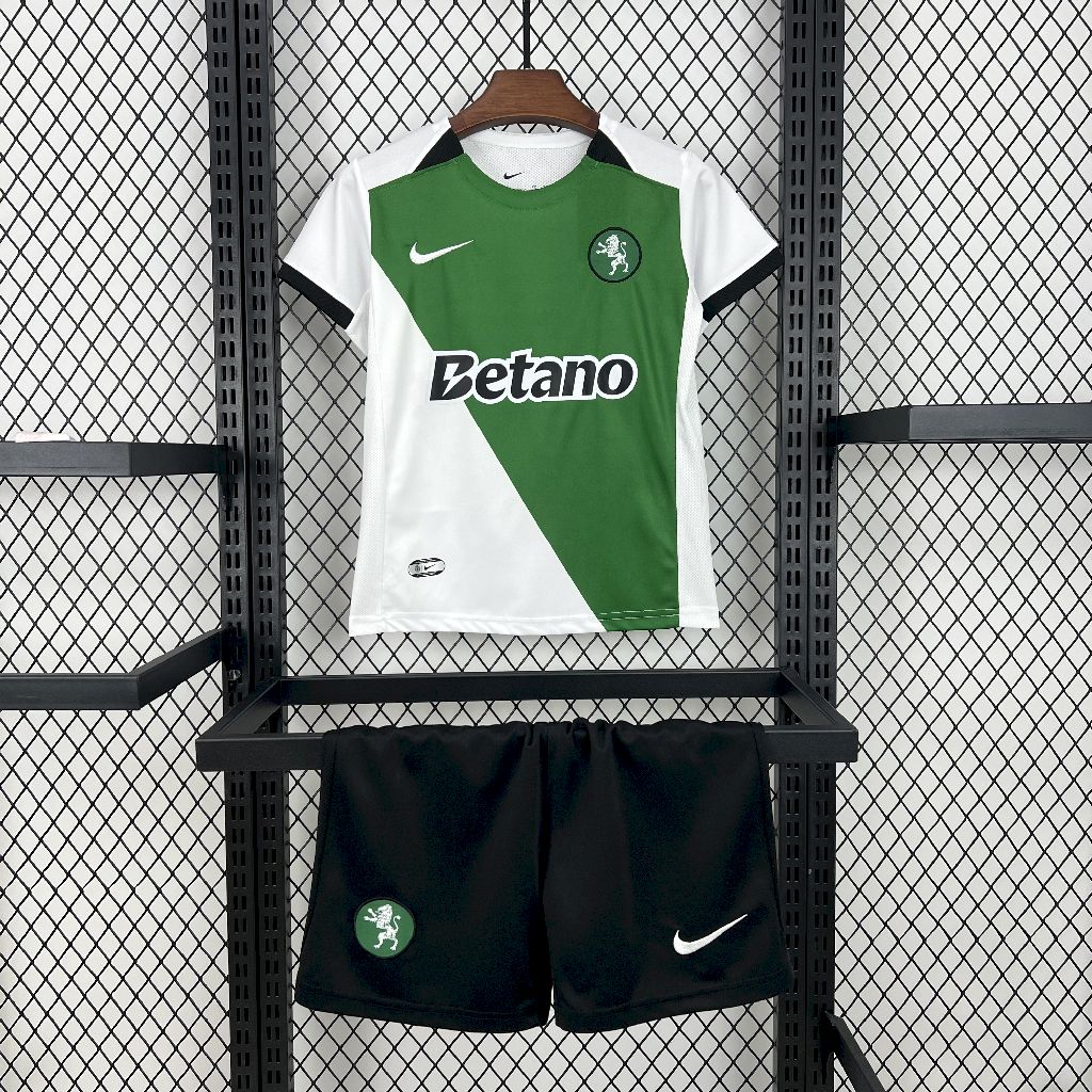 Sporting CP 2024/25 Stromp Kids Kit