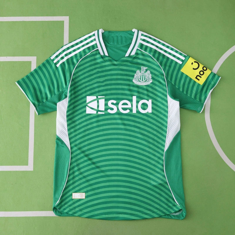 2526 season Newcastle United F.C. away Player version