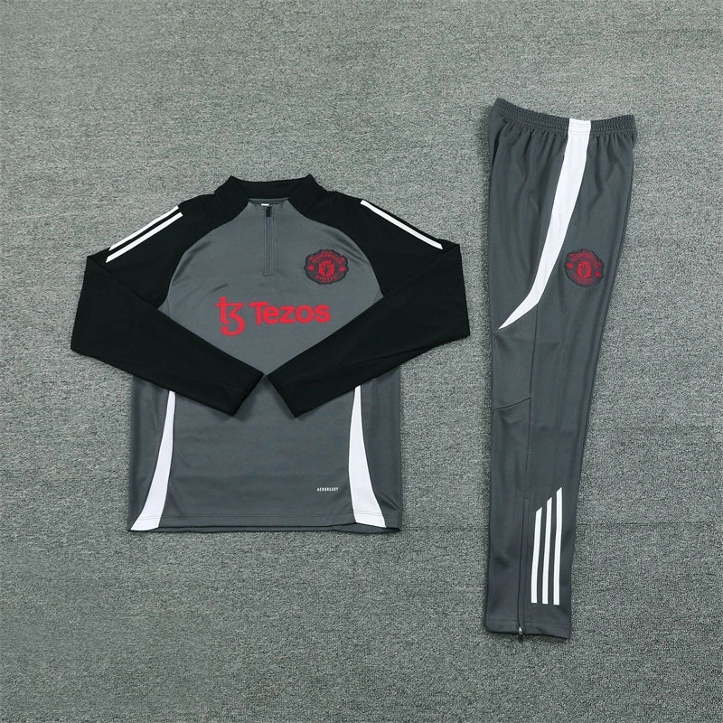 2425 Manchester United F.C. grey Training suit set